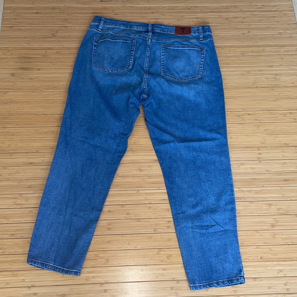 Frye Women’s Plus Size Jeans - Picture 4 of 6